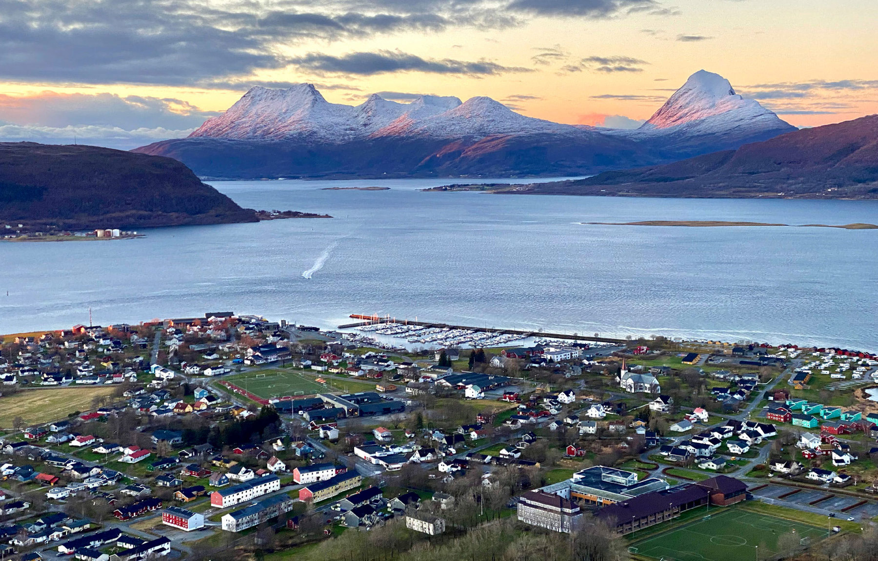 Utsikt over Nesna. Foto: Halvor Hilmersen