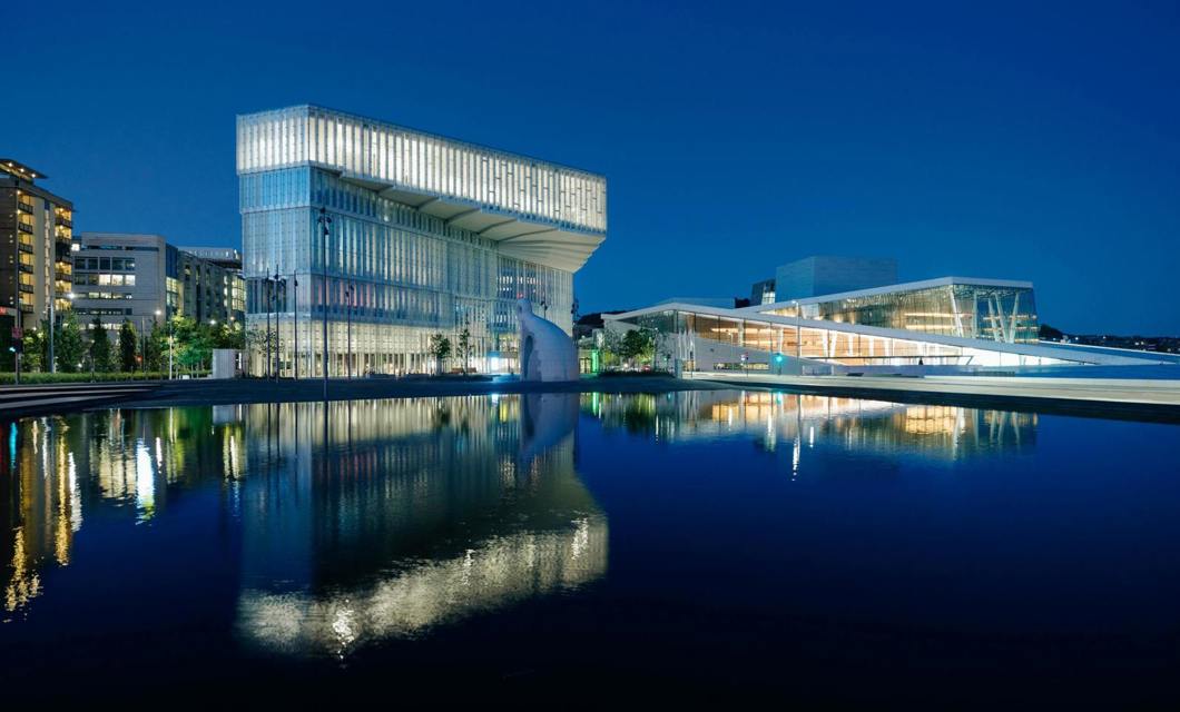 Deichman Bjørvika, tegnet av Lund Hagem og Atelier Oslo. Foto: Einar Aslaksen 