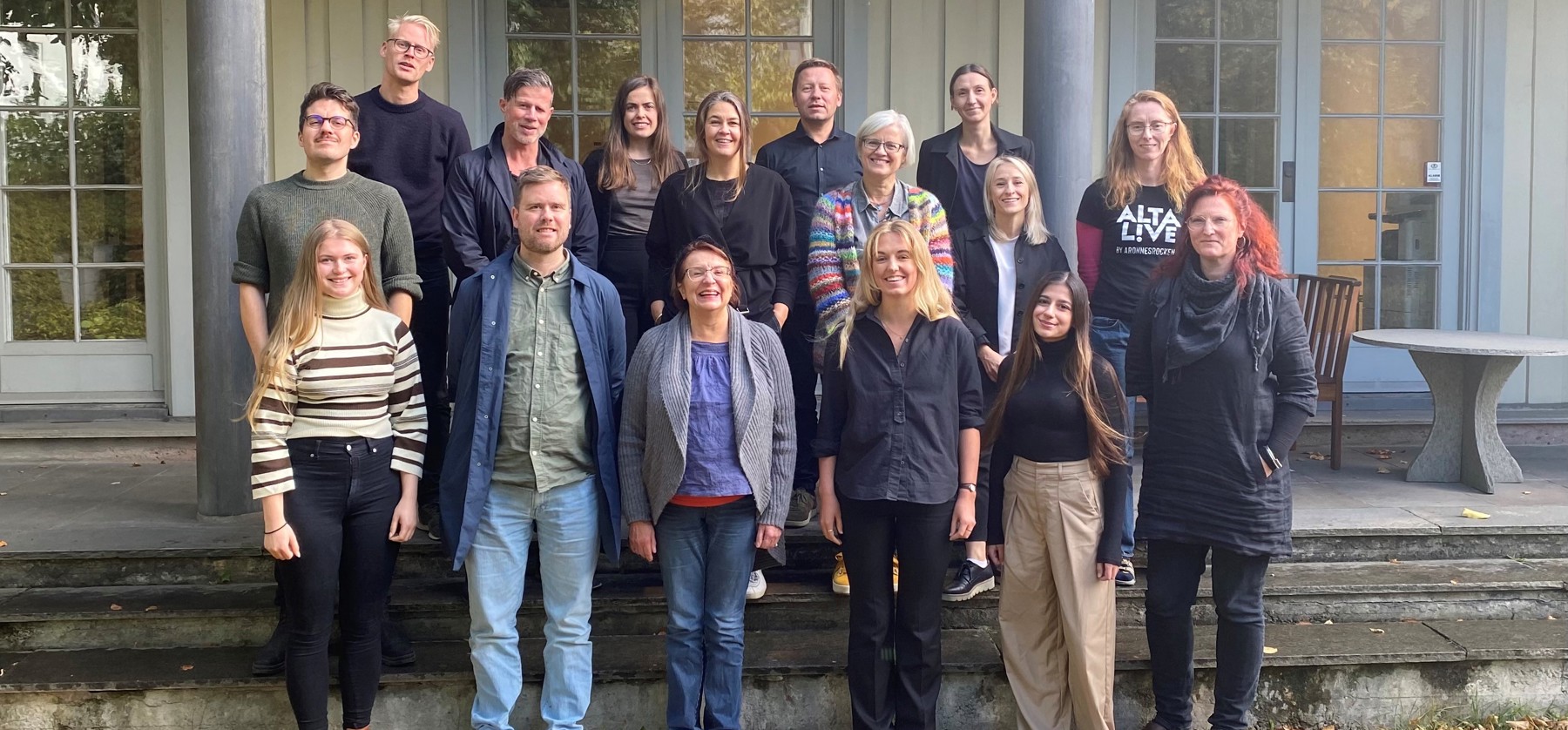 Foran f. v.: Guro Laa (AHO), Morten Falbach (BAF), Agata Sucheka (HAF), Charlotte Mellbye (NAL student), Karin Raniay (BAS), Gunn Torill Rike Johansen (AAF). Midten f. v.: Per Kristian Elgseter Sundet (NTNU), Gjermund Wibe (ØAF), Siri Jæger Brudvik (OAF), Gitte Langlo (MAF), Thea Hougsrud Andreassen (TAF), Linda V. Nielsen (NAF). Bak f. v.: Johan A. Jordtveit (VAF), Silje Træen (nestleder SoFA), Anders Granli (DAF), Kristine Glenna Kragset (TeAF). Ikke til stede: Quang Luong (NoTA) og Ingrid Njå Sekse.