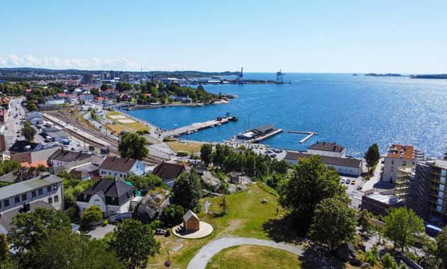 Bilde Larvik Bøkkerfjellet + Indre Havn 