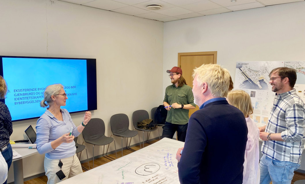 Alle vurderinger gås gjennom på nytt i en workshop. Foto: NAL