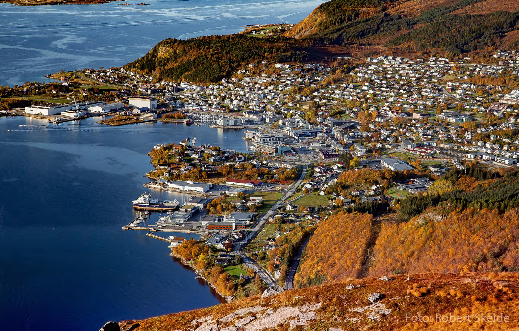 Ulsteinvik flyfoto, foto: Robert Skeide